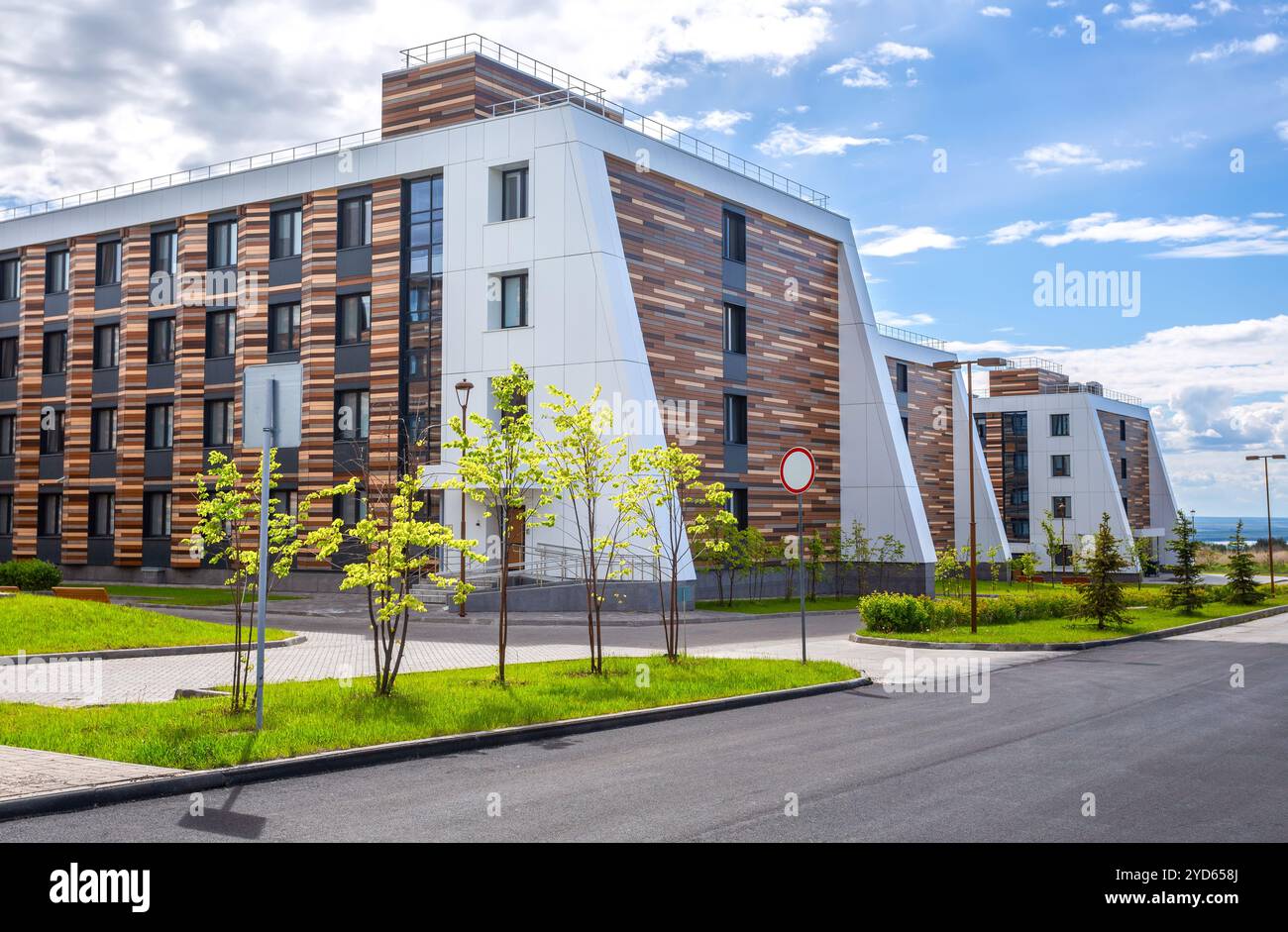 Gebäude des Innopolis University Campus am Sommertag. Innopolis Stadt in der Republik Tatarstan, Russland Stockfoto