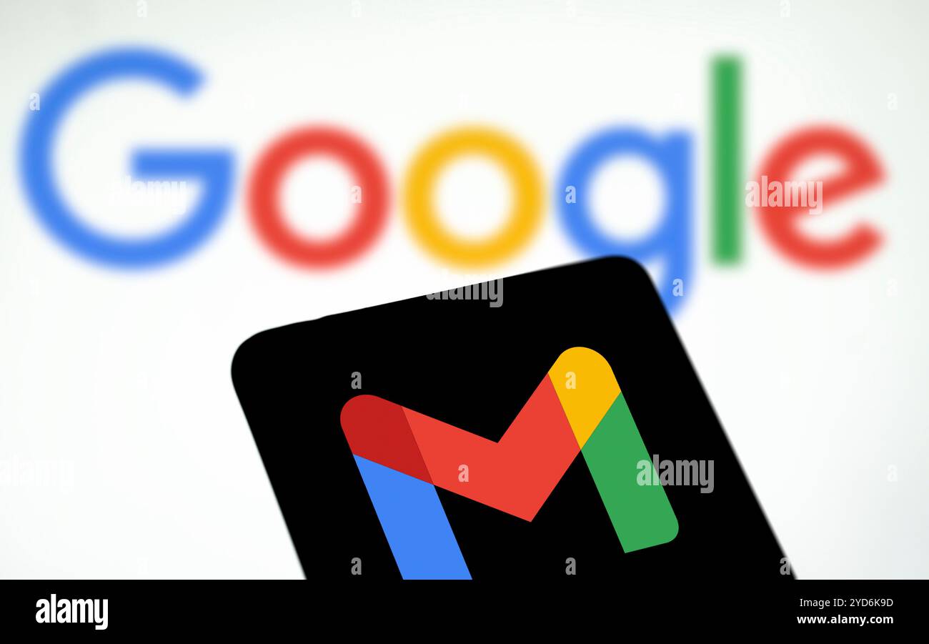 Dhaka, Bangladesch, 06. Mai 2024: Das Google Gmail-Logo wird auf dem Smartphone angezeigt. Stockfoto Dhaka, Bangladesch, 06. Mai 2024: Das Google Gmail-Logo wird auf dem Smartphone angezeigt. Stockfoto