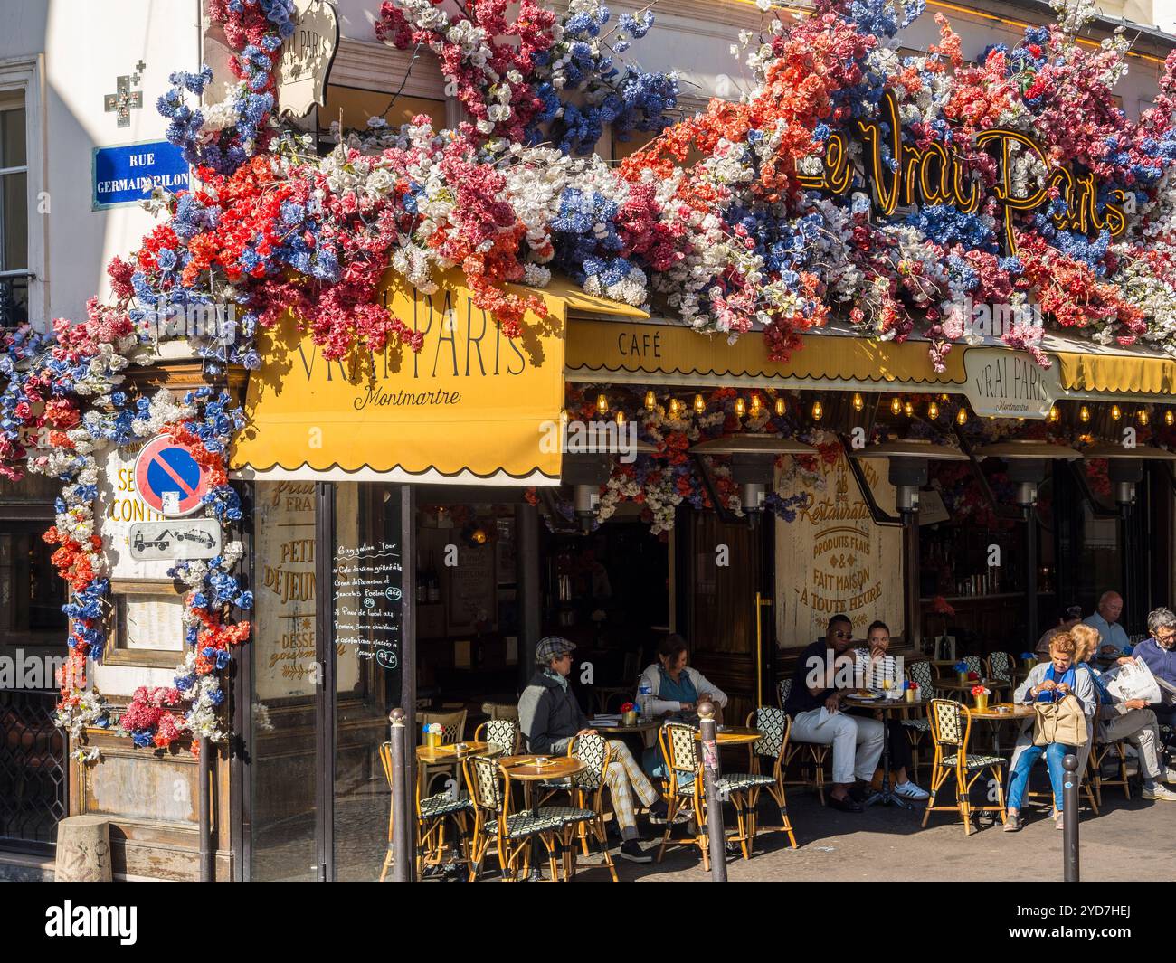 Le Vrai Paris, Paris Cafe, Montmartre, Paris, Frankreich, Europa, EU. Stockfoto