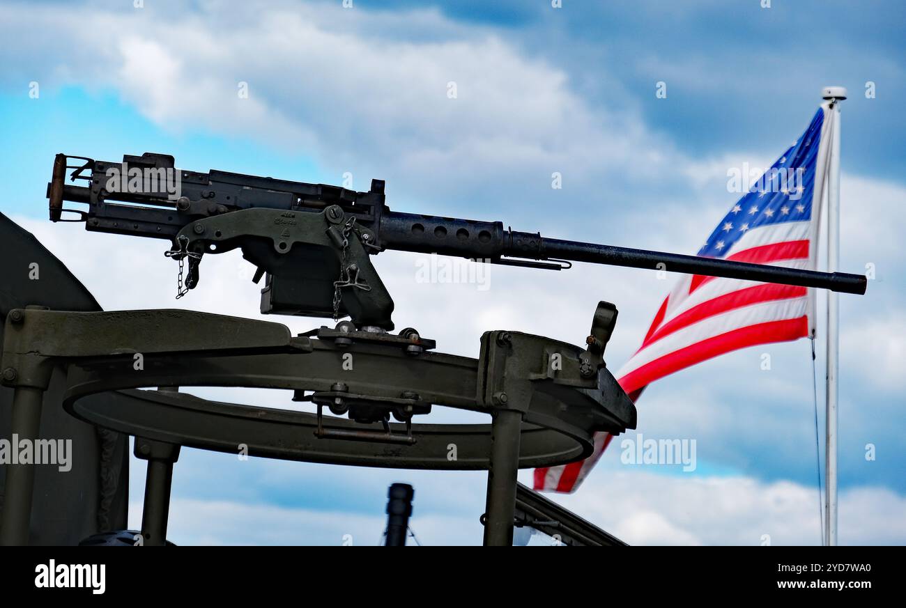Die .50 BMG (.50 Browning Machine Gun), auch bekannt als 12,7 x 99 mm NATO Stockfoto