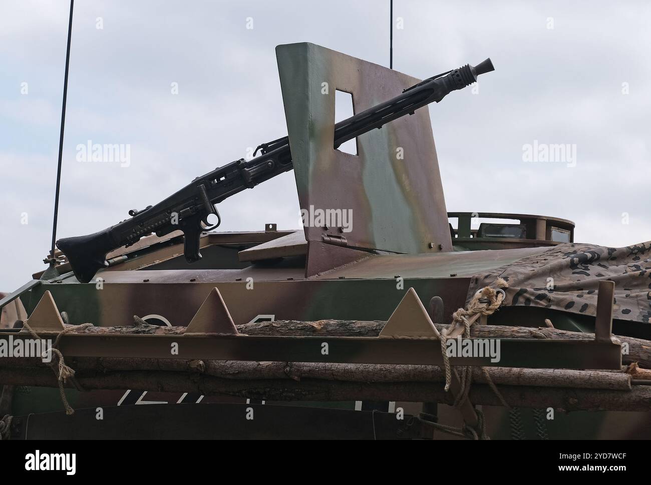 Die MG 34 ist eine deutsche, luftgekühlte Mehrzweck-Maschinenpistole, die erstmals 1929 getestet wurde. Stockfoto