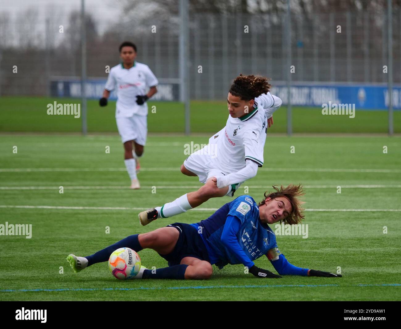 Deutschland, Paderborn, 16. Dezember 2023: Luis Engelns, Sohn von Daniel Farke, Mittelfeldspieler beim SC Paderborn 07, Fußballspiel B Juniors SC Paderborn 07 Stockfoto