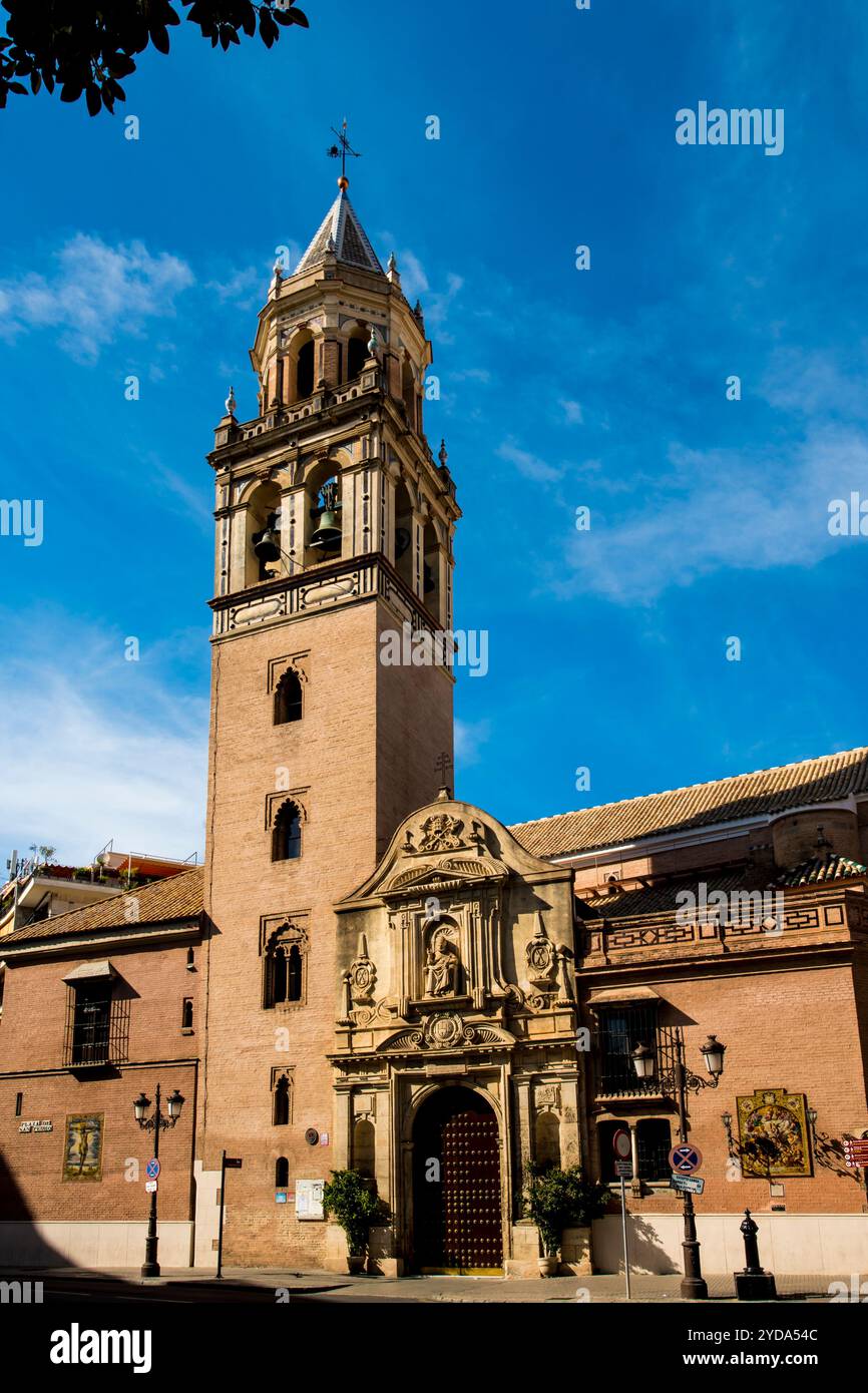 Iglesia de san pedro (Kirche San Pedro), Sevilla, Andalusien, Spanien. Stockfoto