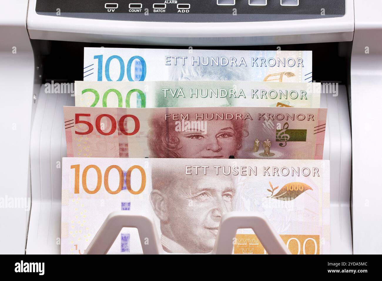 Schwedische Krone in der Zählmaschine Stockfoto