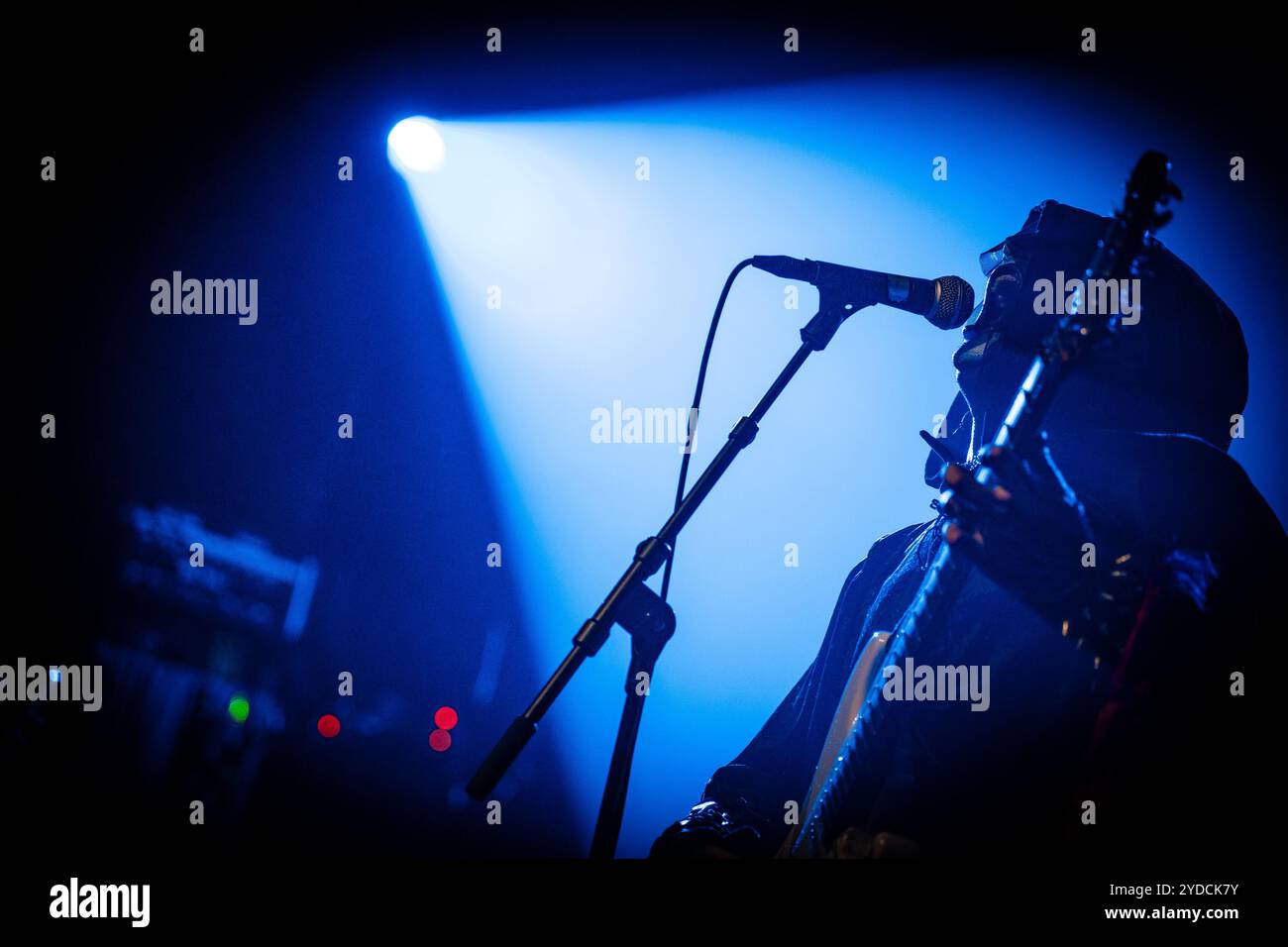 Kopenhagen, Dänemark. Oktober 2024. Der amerikanische Black Metal-Act Lamp of Murmuur spielt ein Live-Konzert im Pumpehuset in Kopenhagen. Stockfoto