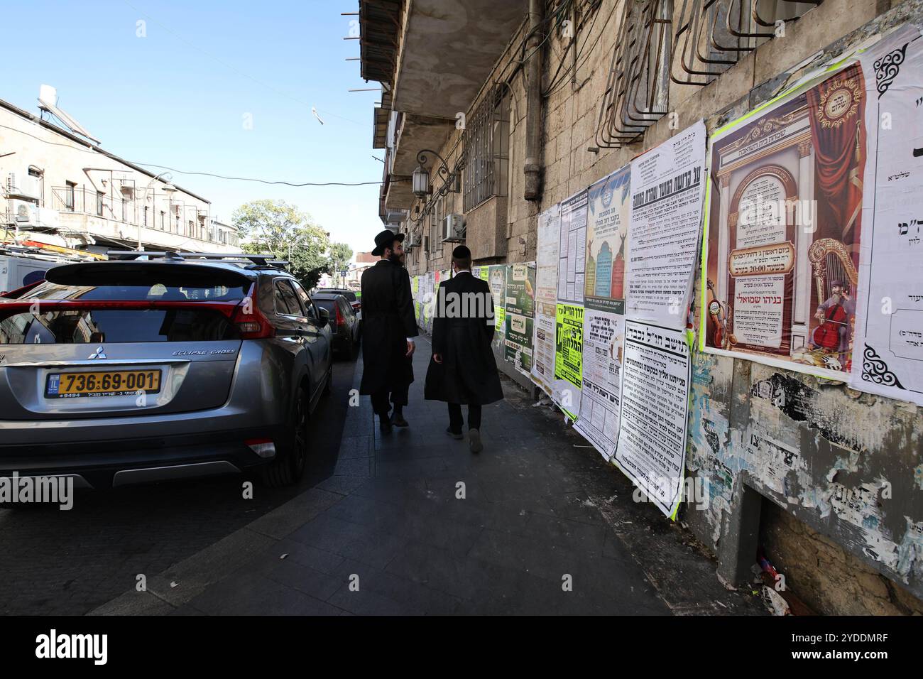 Die Nachbarschaft von MEA She’arim in Jerusalem, Israel, am 20. Oktober 2024. Foto: Raquel G. Frohlich. Stockfoto