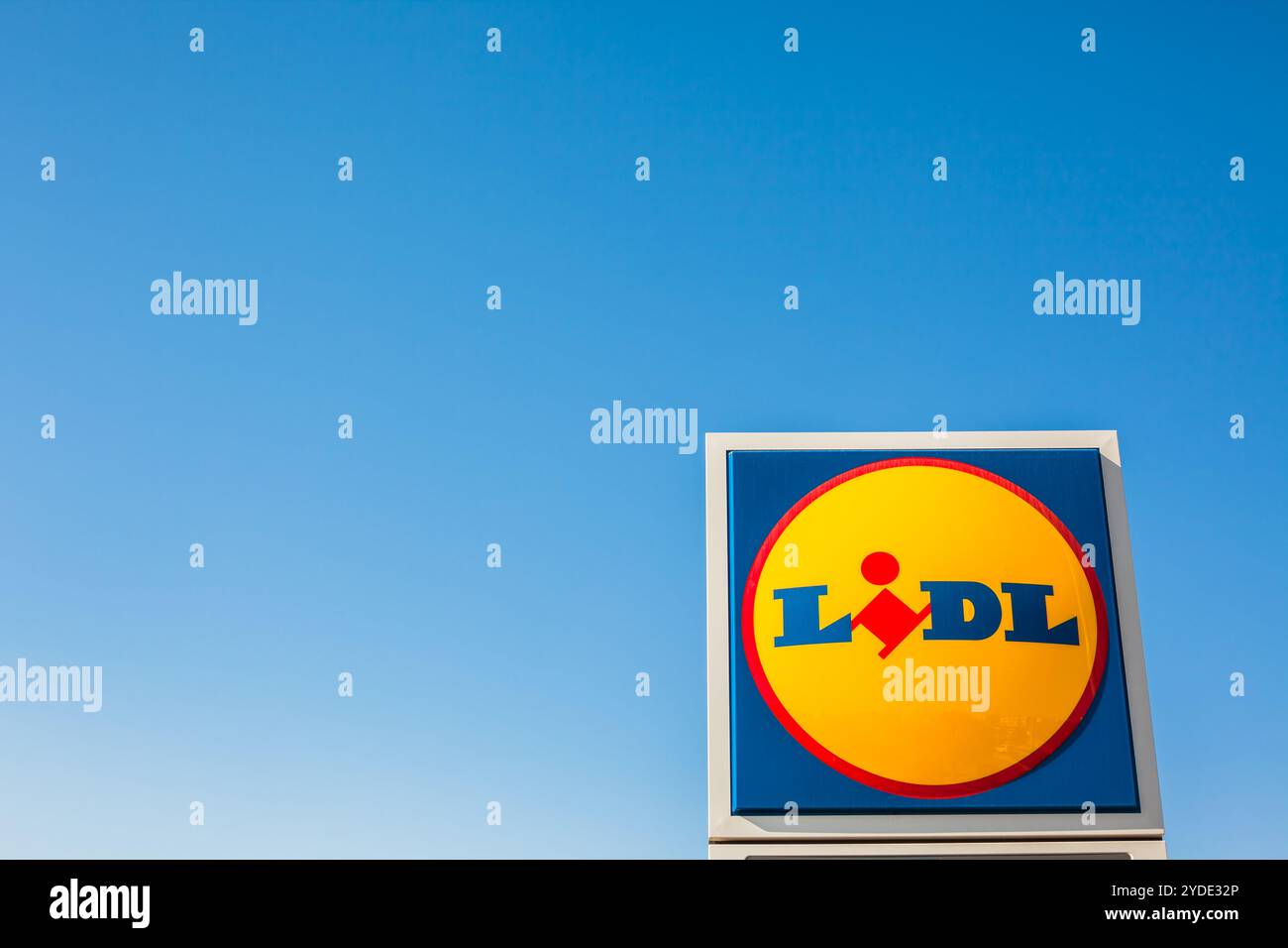 Markenlogo der LIDL-Supermarktkette Stockfoto