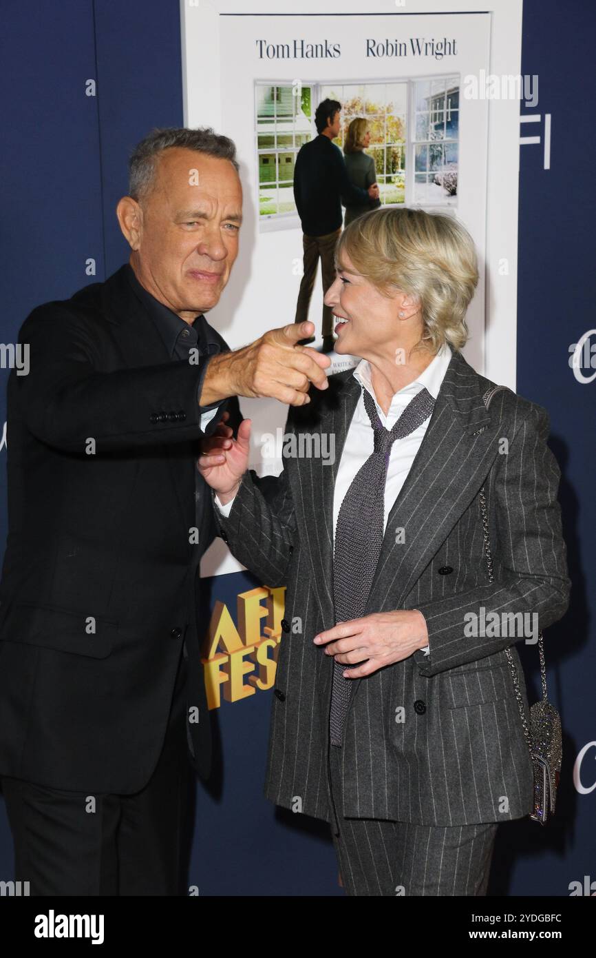 Los Angeles, USA. Oktober 2024. Tom Hanks, Robin Wright beim AFI fest 2024 „Here“ World Premiere Screening im TCL Chinese Theatre, Los Angeles, CA, 25. Oktober 2024. Foto: Joseph Martinez/PictureLux Credit: PictureLux/The Hollywood Archive/Alamy Live News Stockfoto