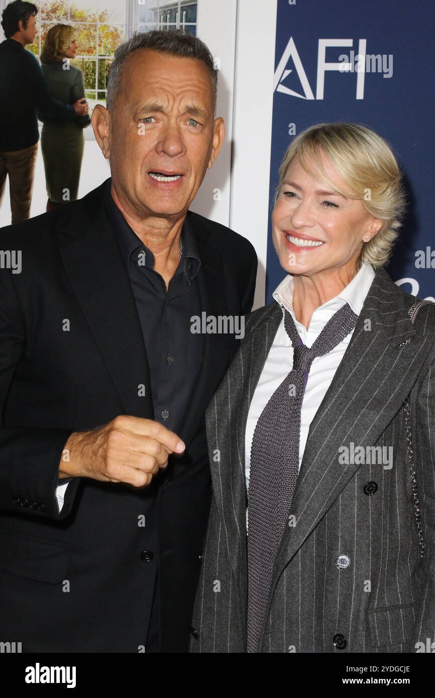 Los Angeles, USA. Oktober 2024. Tom Hanks, Robin Wright beim AFI fest 2024 „Here“ World Premiere Screening im TCL Chinese Theatre, Los Angeles, CA, 25. Oktober 2024. Foto: Joseph Martinez/PictureLux Credit: PictureLux/The Hollywood Archive/Alamy Live News Stockfoto