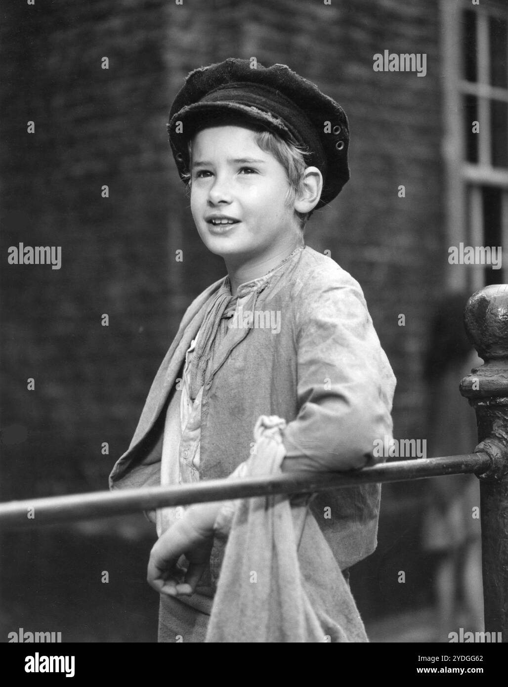 Ein Porträt von MARK LESTER als Oliver Twist in OLIVER! 1968 Regisseur CAROL REED Roman CHARLES DICKENS, Musik und Texte von LIONEL BART Drehbuch VERNON HARRIS Kostümdesign PHYLLIS DALTON Produzent JOHN WOOLF Romulus Films/Warwick Film Productions/Columbia Pictures Stockfoto