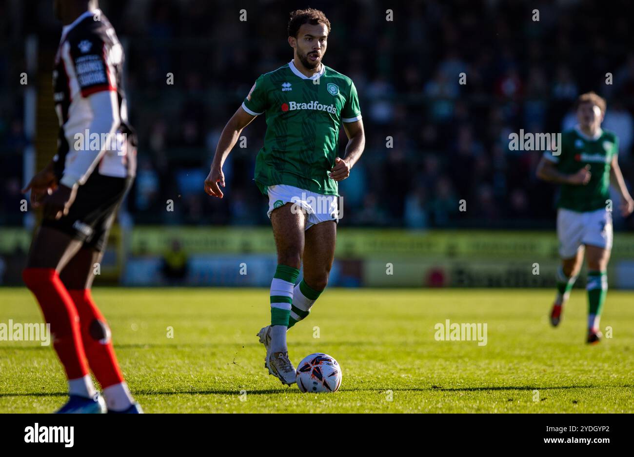 Dominic Bernard aus Yeovil Town während des Nationalliga-Spiels im Huish Park Stadium, Yeovil Bild von Martin Edwards/ 07880 707878 Stockfoto