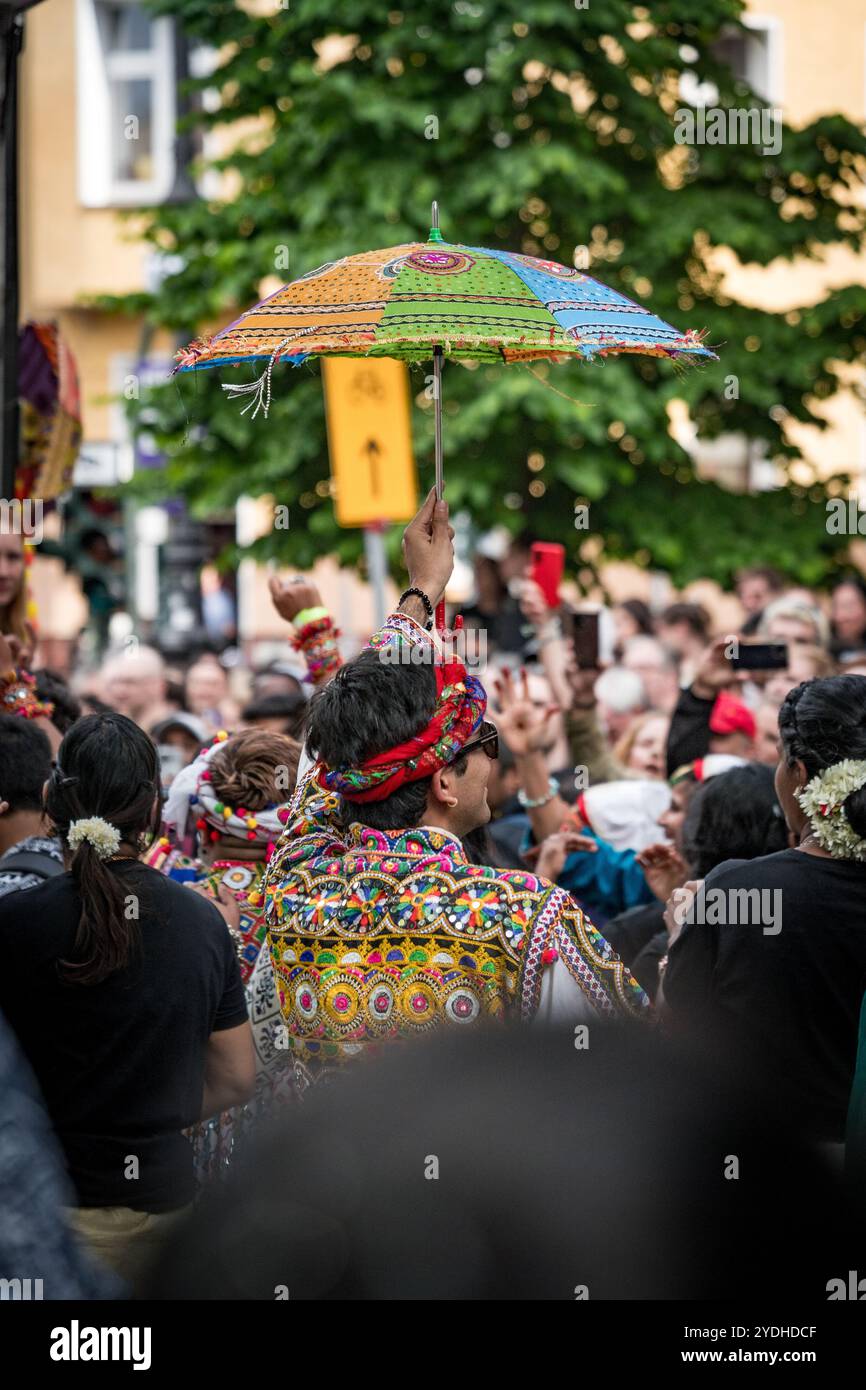Menschen beim Karneval der Kulturen in berlin Stockfoto