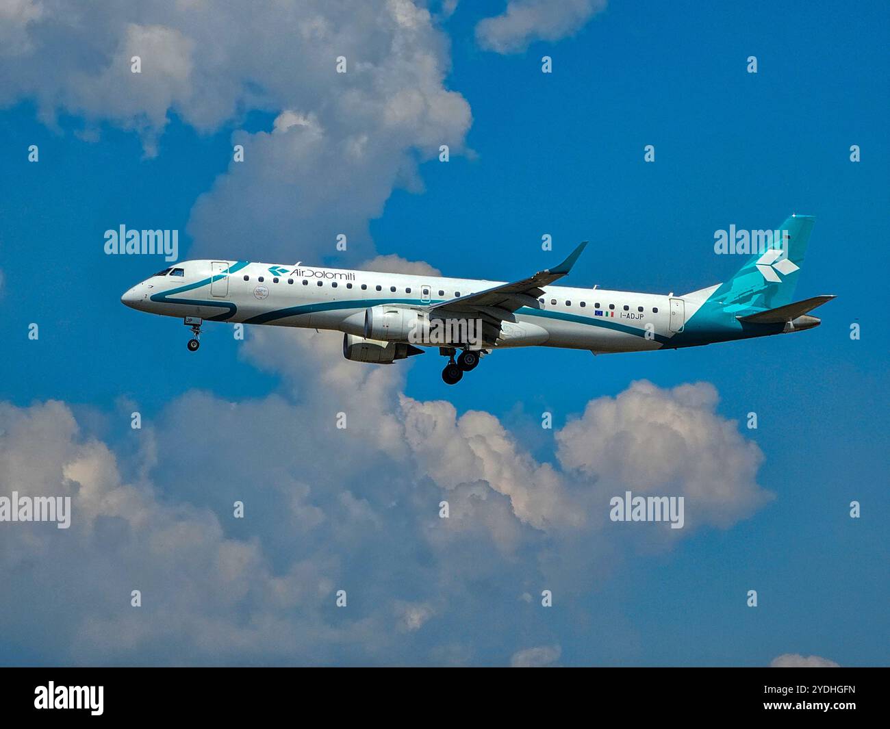 Frankfurt, Hessen, Deutschland - 13. August 2024: Air Dolomiti Embraer E195LR I-ADJP vom Flughafen Frankfurt Stockfoto