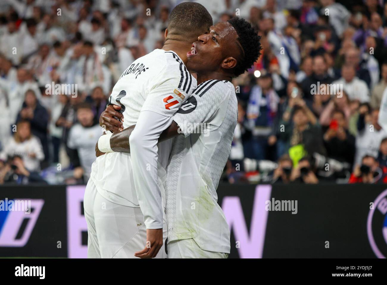 Madrid, Spanien. Oktober 2024. Real Madrid erzielte in einem neuen Jahr in der spanischen Liga im Estadio Santiago Bernabeu 0 Tore und 4 gegen den FC Barcelona. Quelle: D. Canales Carvajal/Alamy Live News Stockfoto