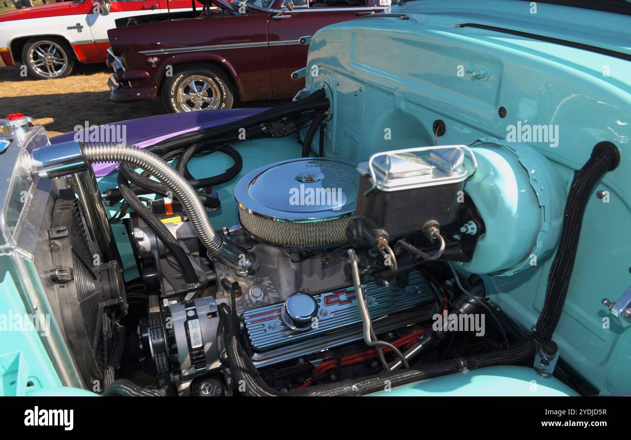 Old Tyme Chevy Pickup mit einem 350 V-8. Stockfoto