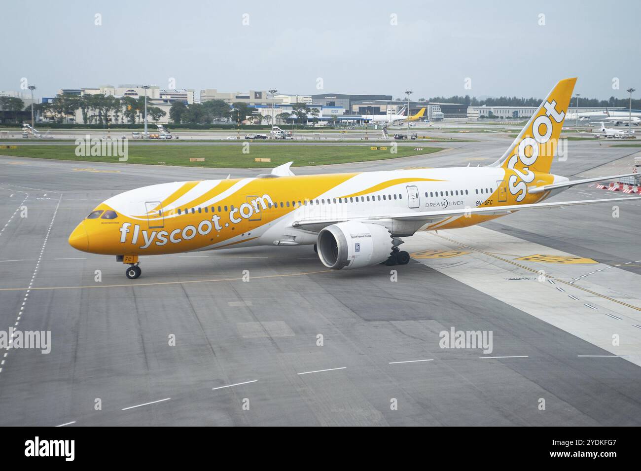 06.12.2019, Singapur, Republik Singapur, Asien, Ein Passagierflugzeug der Scoot Airlines Boeing 787-9 Dreamliner am Flughafen Changi, Asien Stockfoto