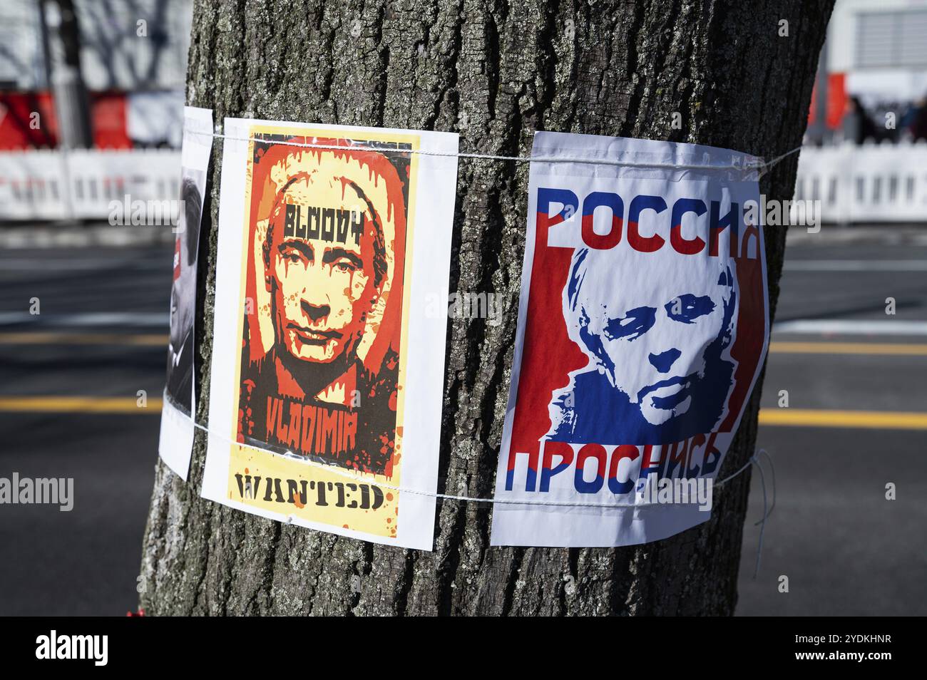 07.03.2022, Berlin, Deutschland, Europa, Ein Protestplakat mit dem Bild des russischen Präsidenten Wladimir Putin und den Worten Europa Stockfoto