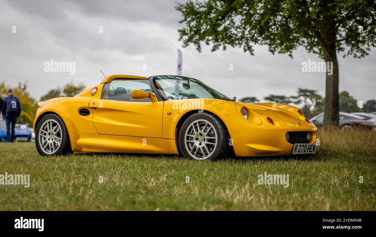 1998 Lotus Elise, ausgestellt auf der Salon Privé Concours d’Elégance Motorshow im Schloss Blenheim. Stockfoto