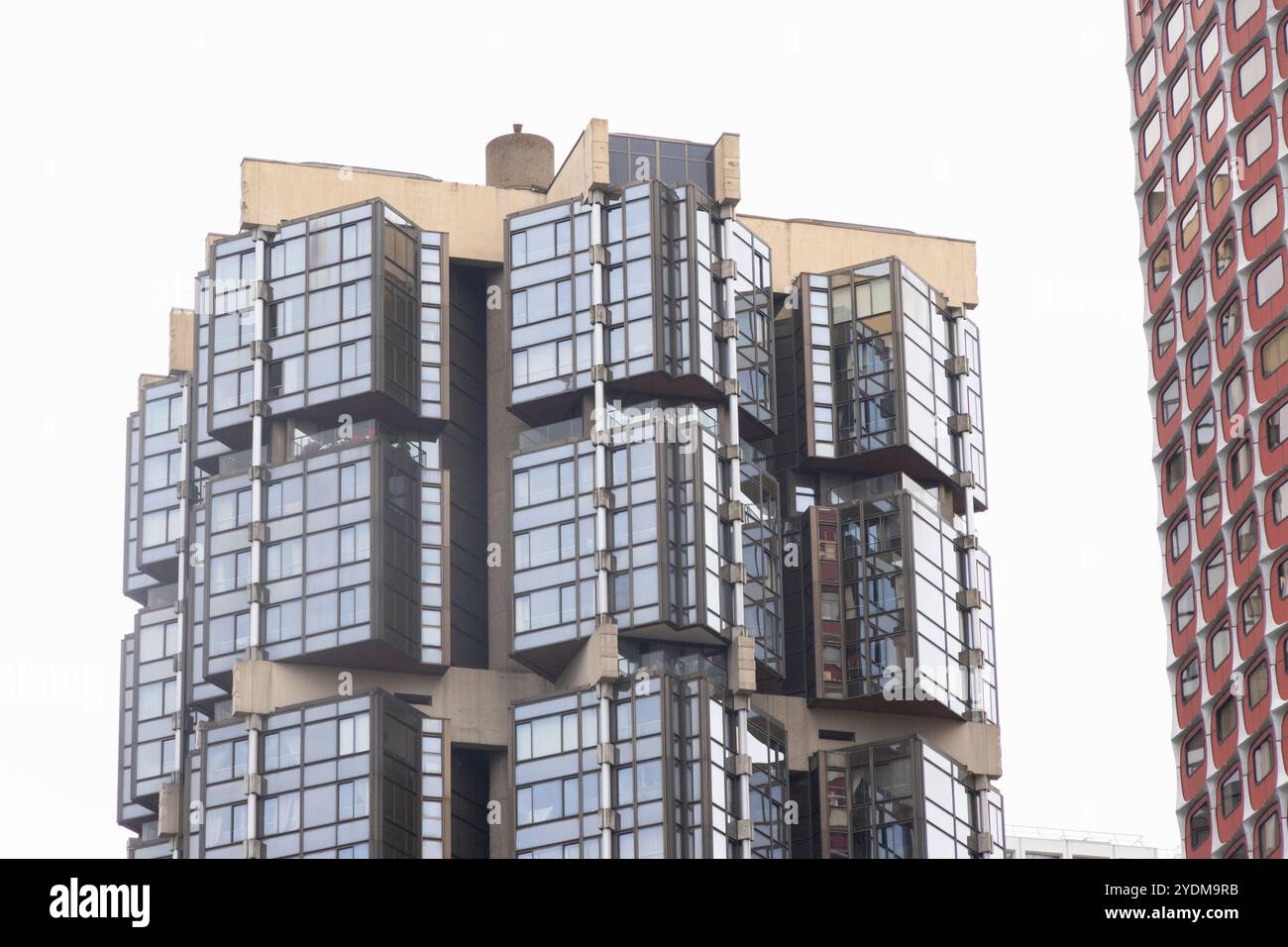 Blick auf die Straße und die Gebäude von Paris Stockfoto