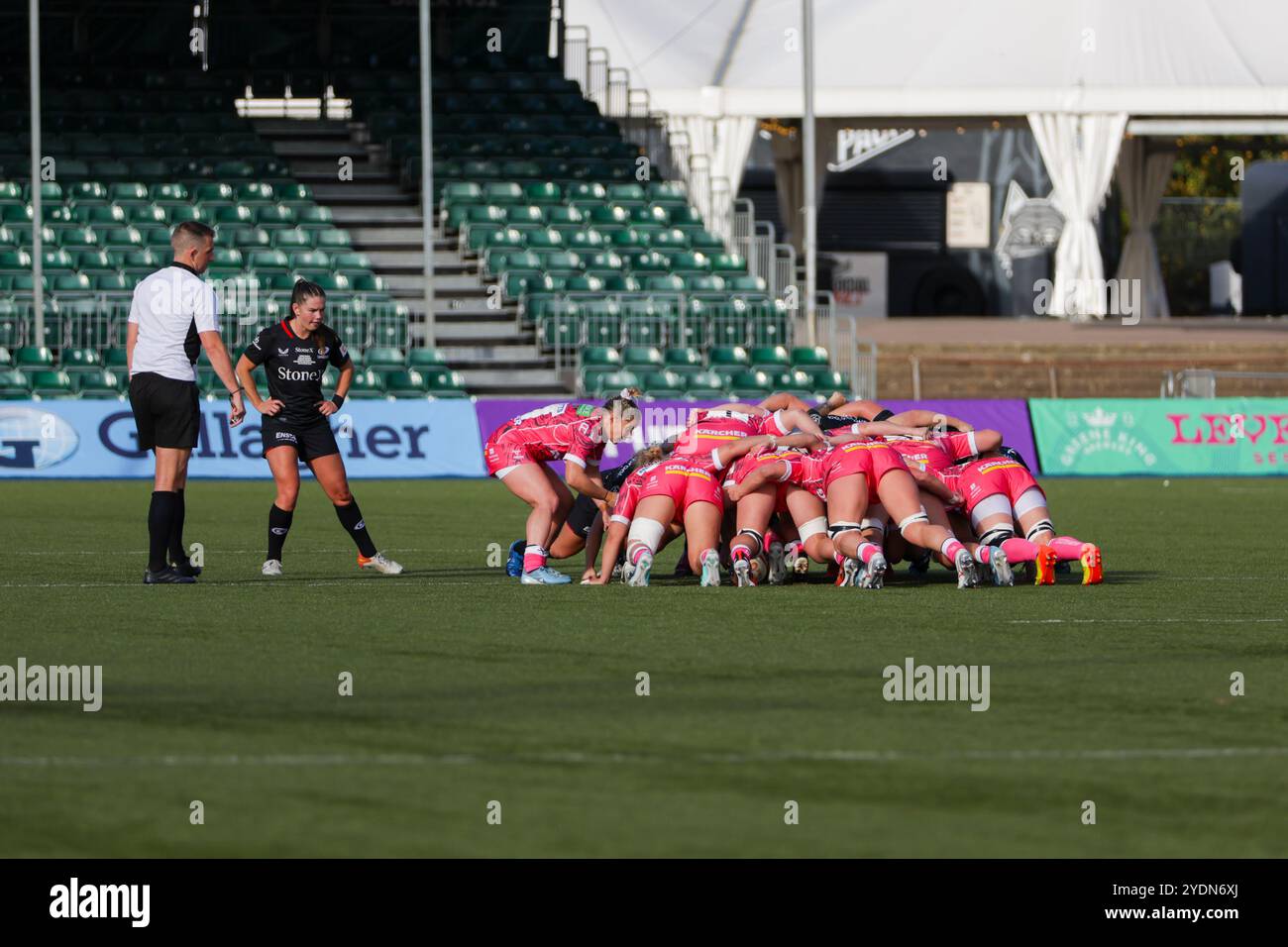 London, Großbritannien. Oktober 2024. Saracens Women gegen Gloucester-Hartpury Women Match im StoneX Stadium in Runde 4 der Premier Women's Rugby Saison 2024/25. UK © ️ Credit: Elsie Kibue/Alamy Live News Stockfoto