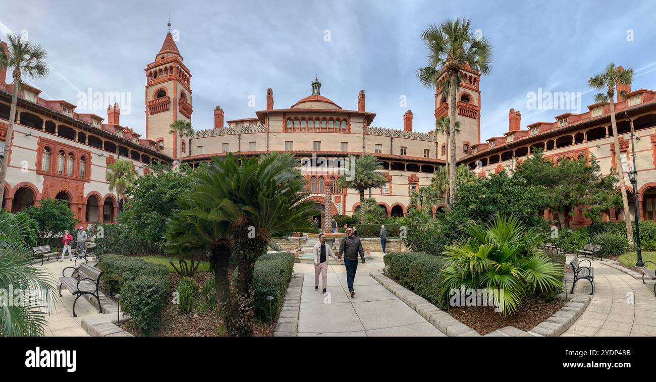 Panorama des Flagler College, ehemals Hotel Ponce de Leon, St. Augustine, Florida, USA Stockfoto