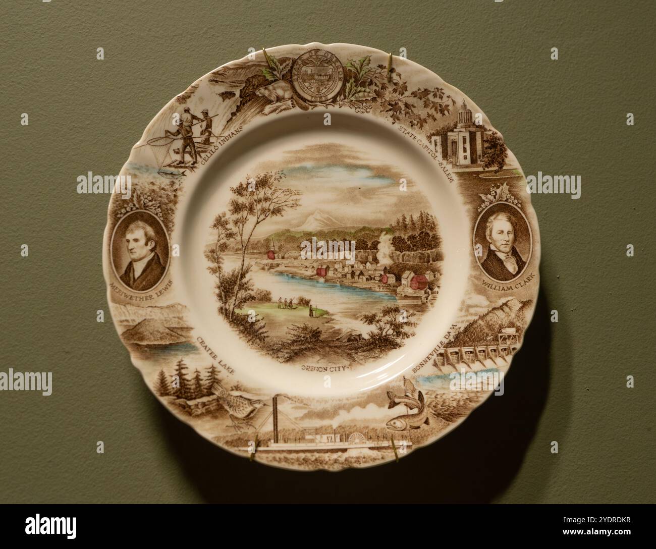 Lewis and Clark Expedition Centennial Gedenktafel aus braun und weiß aus dem Jahr 1904 im Lewis and Clark Interpretive Center Stockfoto