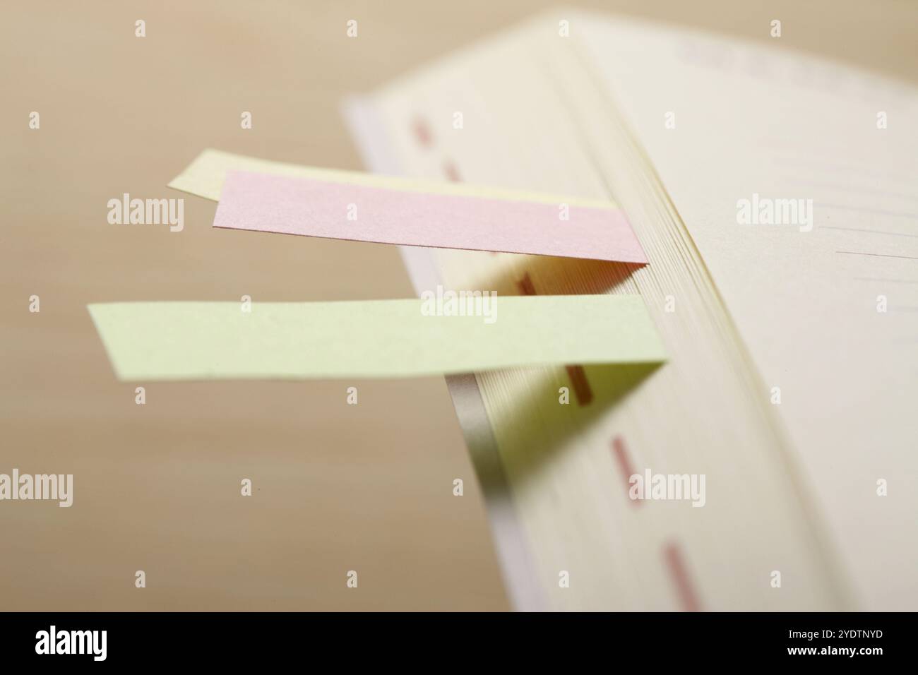 Terminkalender mit Haftnotizen Stockfoto