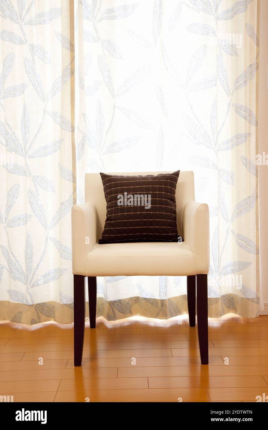 Sessel im Wohnzimmer Stockfoto