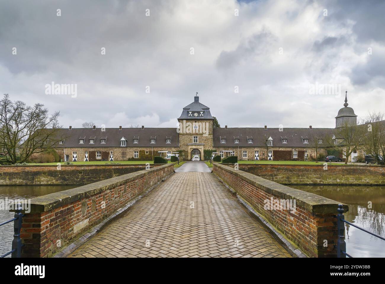 Schloss Lembeck ist eine der schönsten Wasserburgen Nordrhein-Westfalens Stockfoto