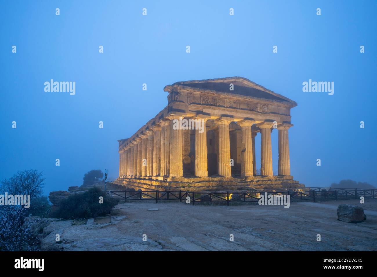 Tempel der Concordia, Tal der Tempel, UNESCO-Weltkulturerbe, Agrigento, Sizilien, Italien, Mittelmeer, Europa Stockfoto