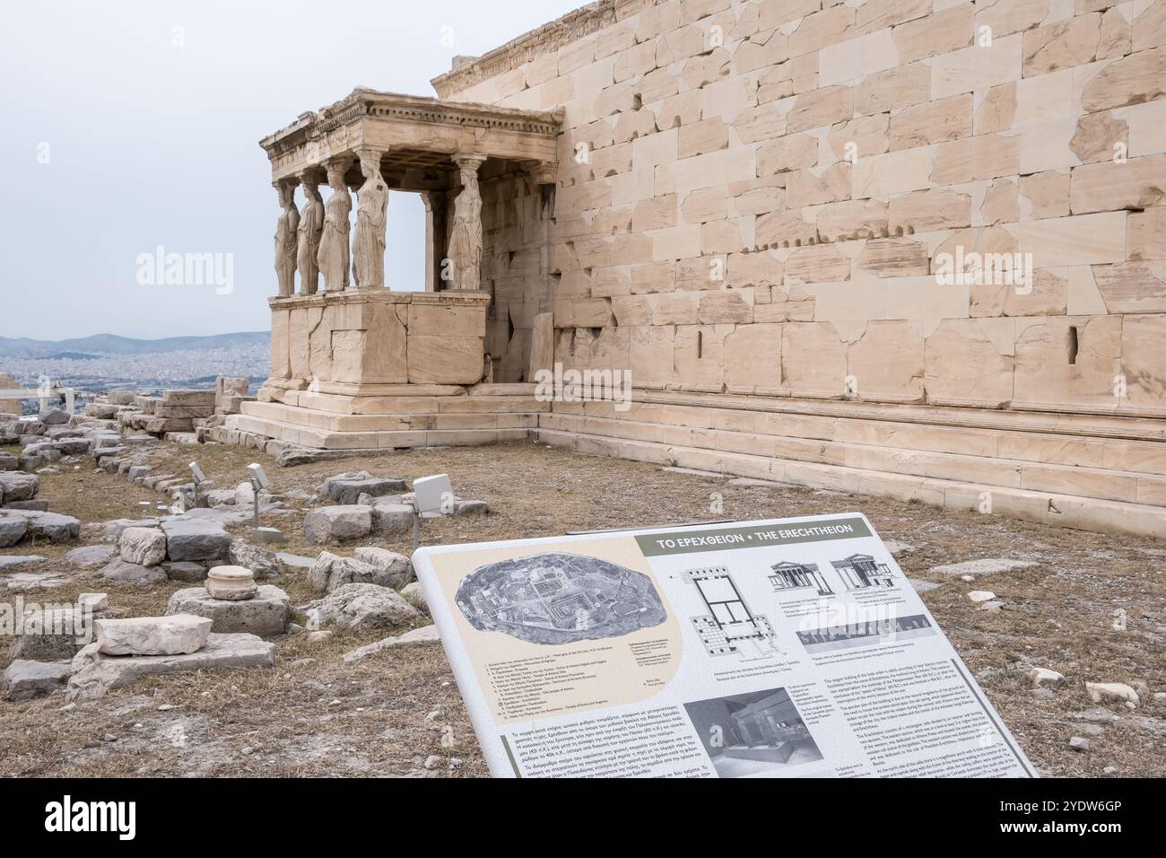 Detail des Erechtheion (Tempel der Athena Polias), eines antiken griechischen ionischen Tempels auf der Nordseite der Akropolis, UNESCO, Athen, Griechenland Stockfoto