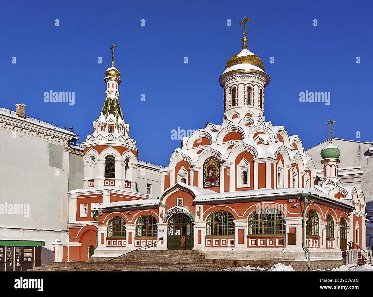 Die Kasaner Kathedrale ist eine russisch-orthodoxe Kirche an der nordöstlichen Ecke des Roten Platzes in Moskau Stockfoto