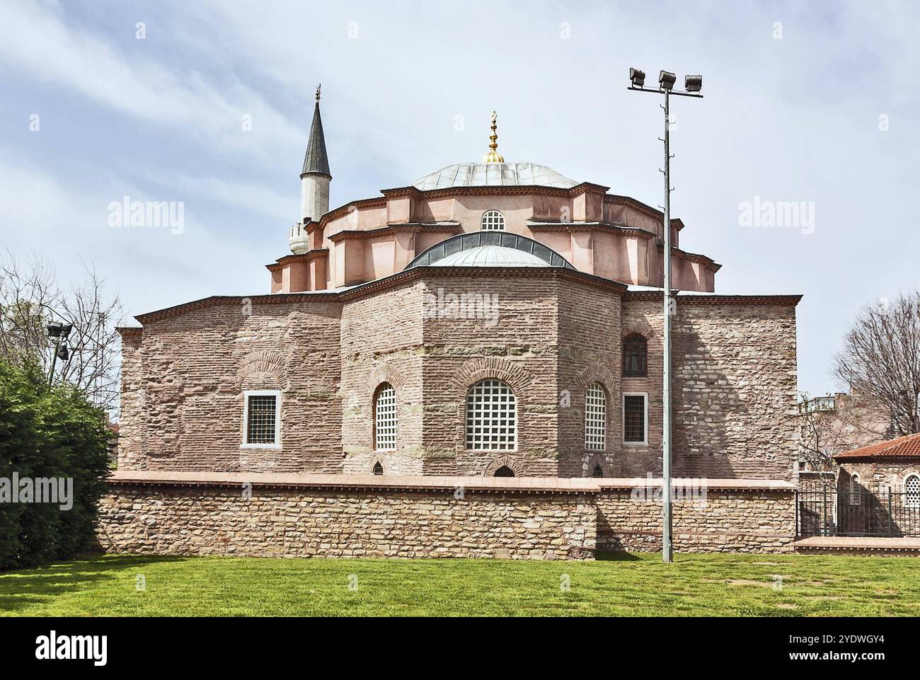 Die kleine Hagia Sophia ist eine ehemalige orthodoxe Kirche, die den Heiligen Sergius und Bacchus in Konstantinopel gewidmet ist und während der Kirche in eine Moschee umgewandelt wurde Stockfoto