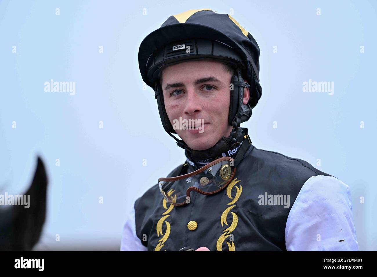 Leicester, Großbritannien, 28.10.2024, Rossa Ryan, nachdem er 1,35 die British EBF Fillies’ Novice Stakes Handicap auf der Leicester Racecourse gewonnen hatte, Leicester Picture von Paul Blake/Alamy Sports News Stockfoto