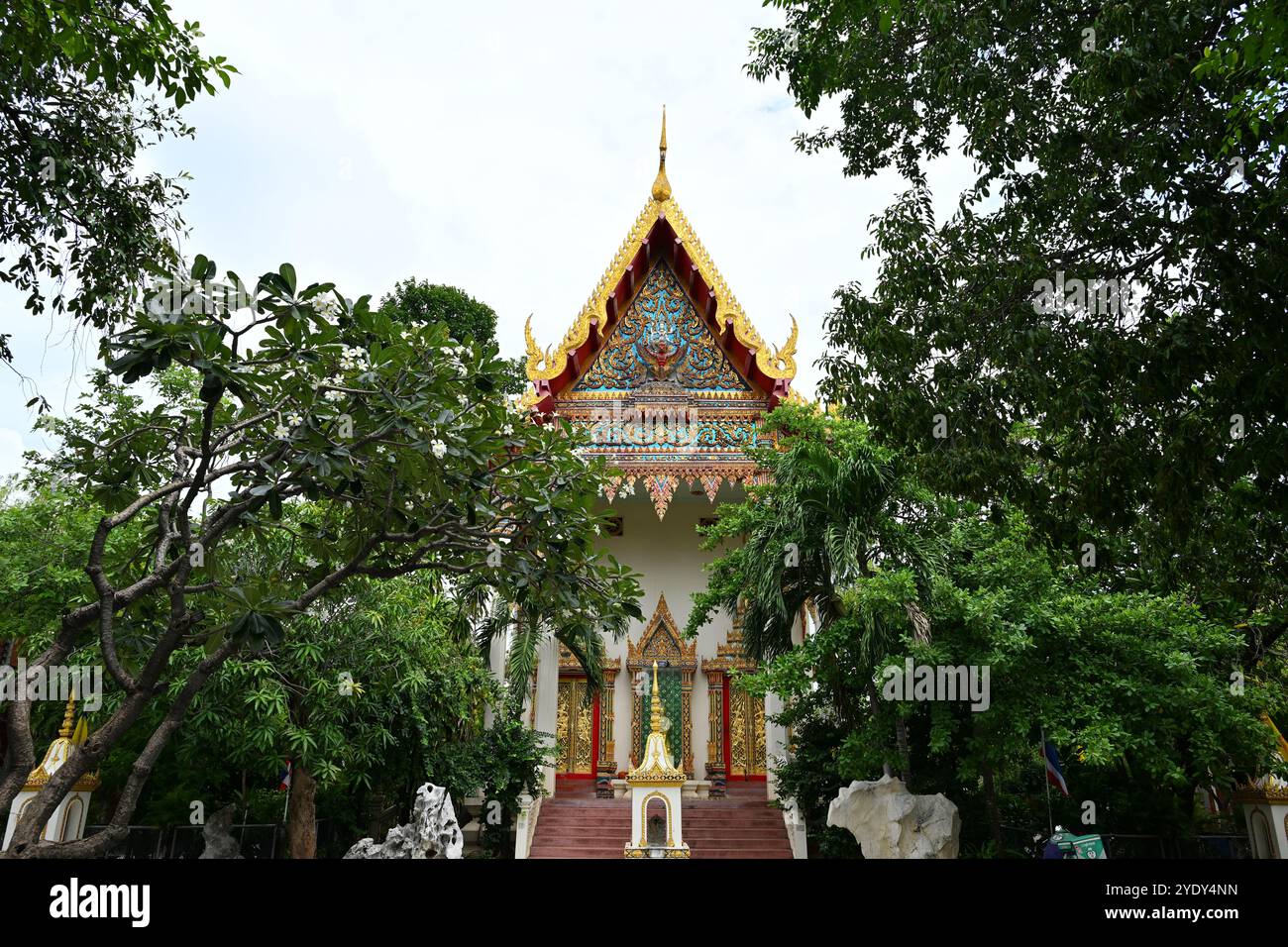Buddha-Tempel - Wat Pomkaew, Mae Klong, Mueang Samut Songkhram District in Thailand Bangkok Asien Stockfoto