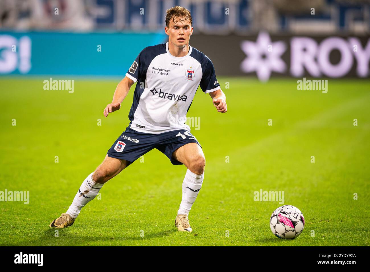 Herning, Dänemark. Oktober 2024. Kristian Arnstad (10) von Aarhus GF wurde während des 3F Superliga-Spiels zwischen dem FC Midtjylland und Aarhus GF in der MCH Arena in Herning gesehen. Stockfoto