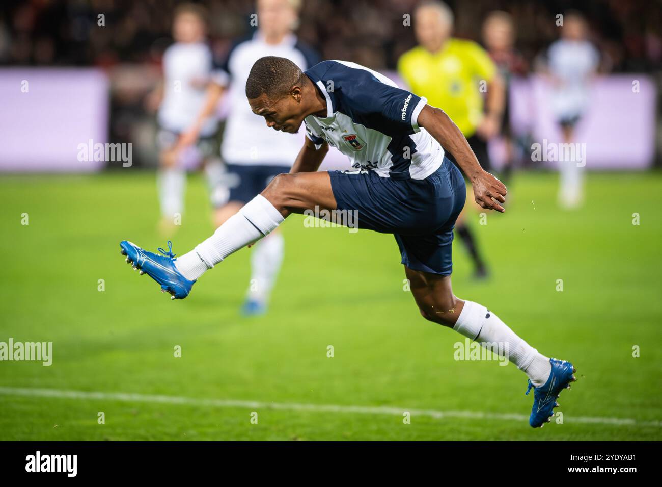 Herning, Dänemark. Oktober 2024. Gift Links (11) von Aarhus GF, das während des 3F Superliga-Spiels zwischen dem FC Midtjylland und Aarhus GF in der MCH Arena in Herning zu sehen war. Stockfoto