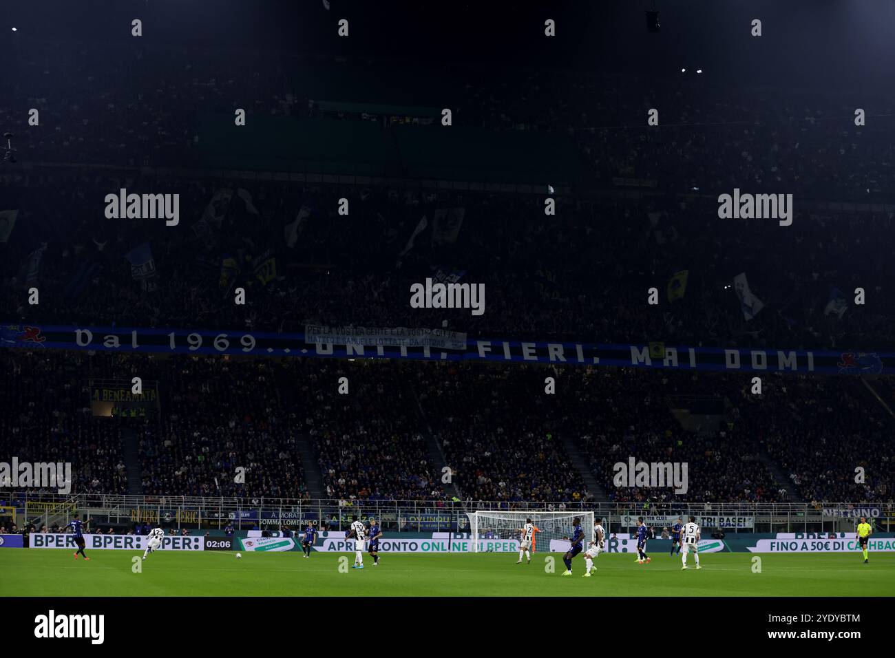 Mailand, Italien. Oktober 2024. Eine allgemeine Ansicht während des Spiels der Serie A in Giuseppe Meazza, Mailand. Der Bildnachweis sollte lauten: Jonathan Moscrop/Sportimage Credit: Sportimage Ltd/Alamy Live News Stockfoto