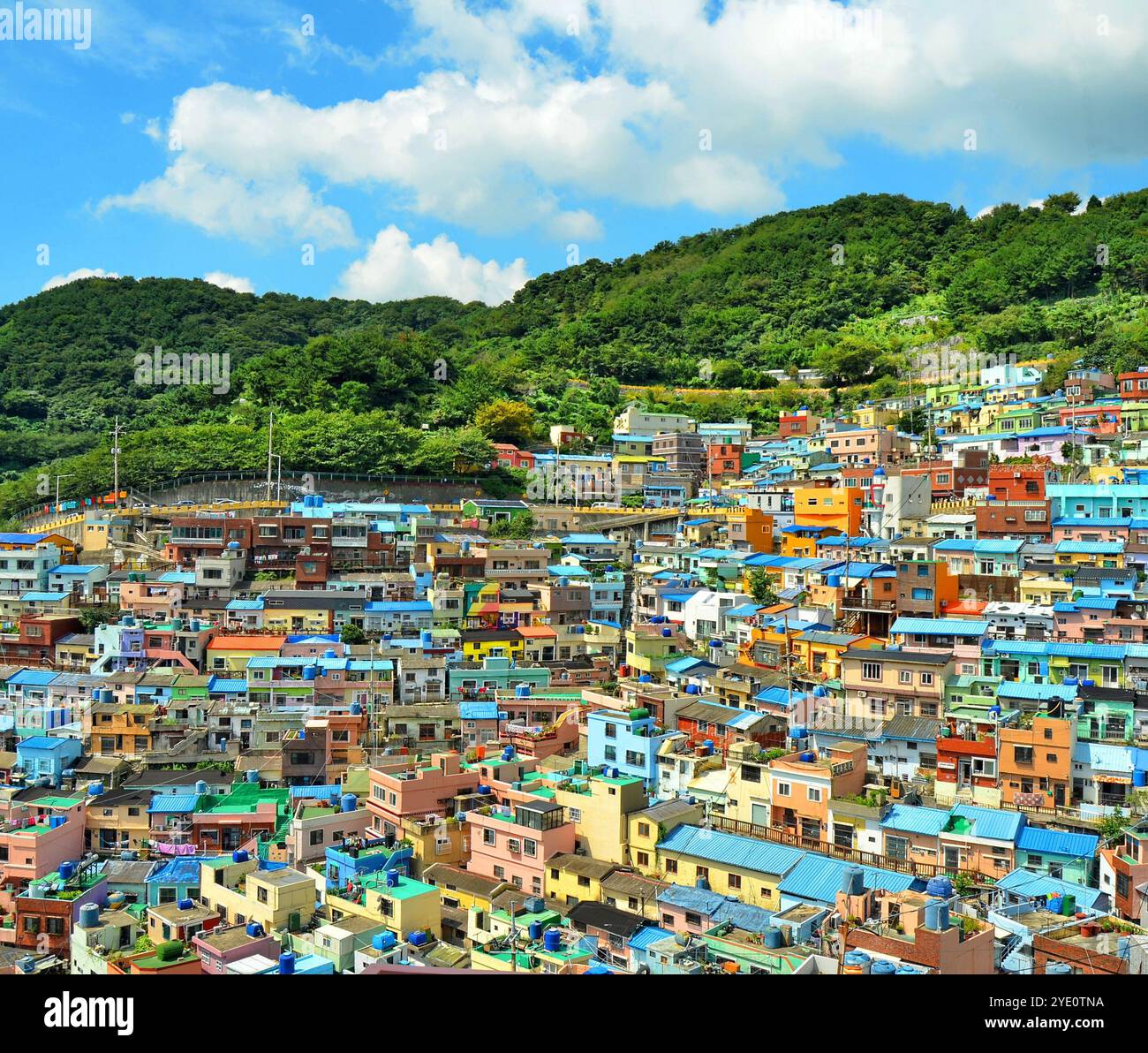 Gamcheon Culture Village (Koreanisch 감천문화마을) ist eine Stadt im südkoreanischen Stadtteil Gamcheon-dong im Bezirk Saha in Busan. Stockfoto