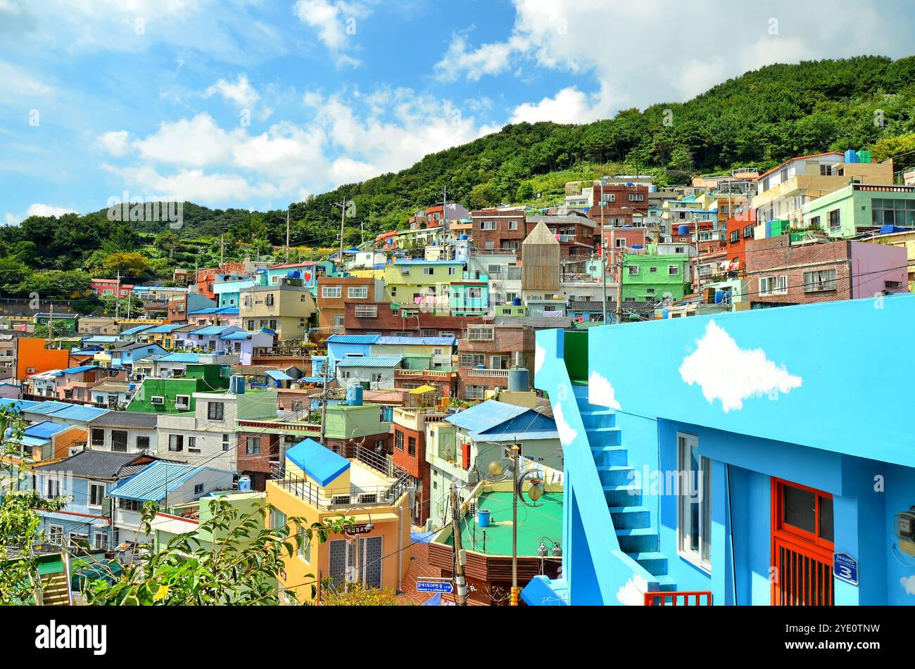 Gamcheon Culture Village (Koreanisch 감천문화마을) ist eine Stadt im südkoreanischen Stadtteil Gamcheon-dong im Bezirk Saha in Busan. Stockfoto