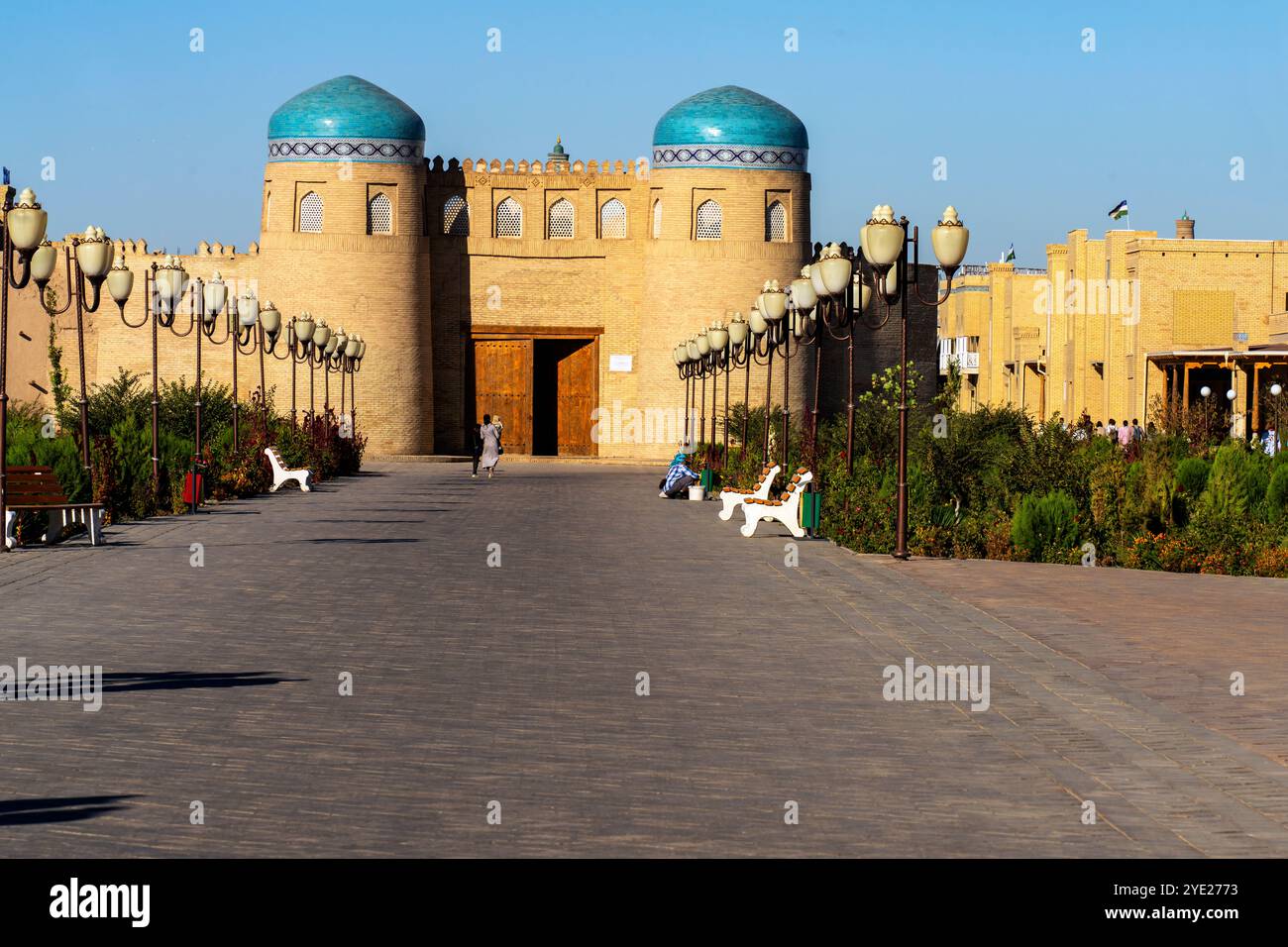 Gandimyan Darvaza Gate Chiwa (Dichan Kala) Usbekistan. Chiwa ist eine Stadt und ein Stadtteil in der Region Chorazm in Usbekistan. Die Stadt wurde um zwei gegründet, Stockfoto