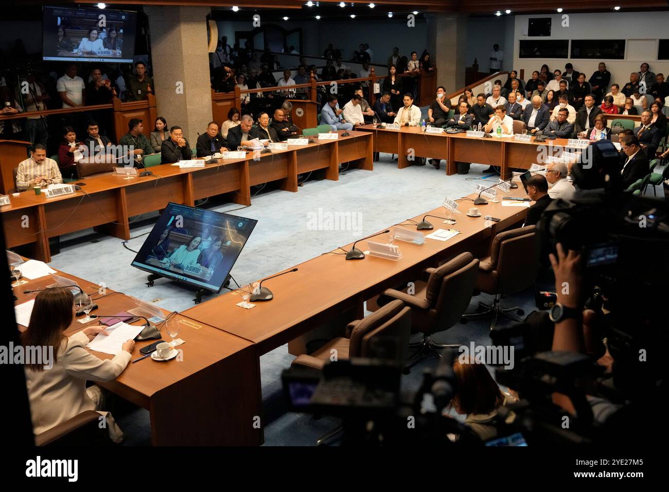 Philippine Senate During Attempt The Precedent of The Hague