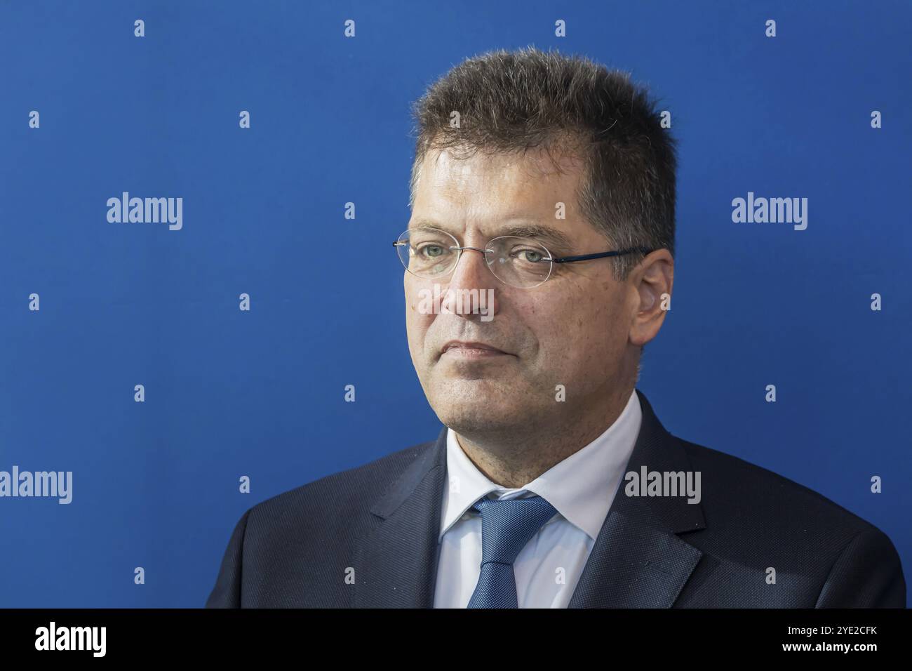 Janez LenarDiD, EU-Kommissar für humanitäre Hilfe und Krisenmanagement, Porträt. Der internationale Katastrophenschutz übt mit mehr als einem Ausmaß aus Stockfoto