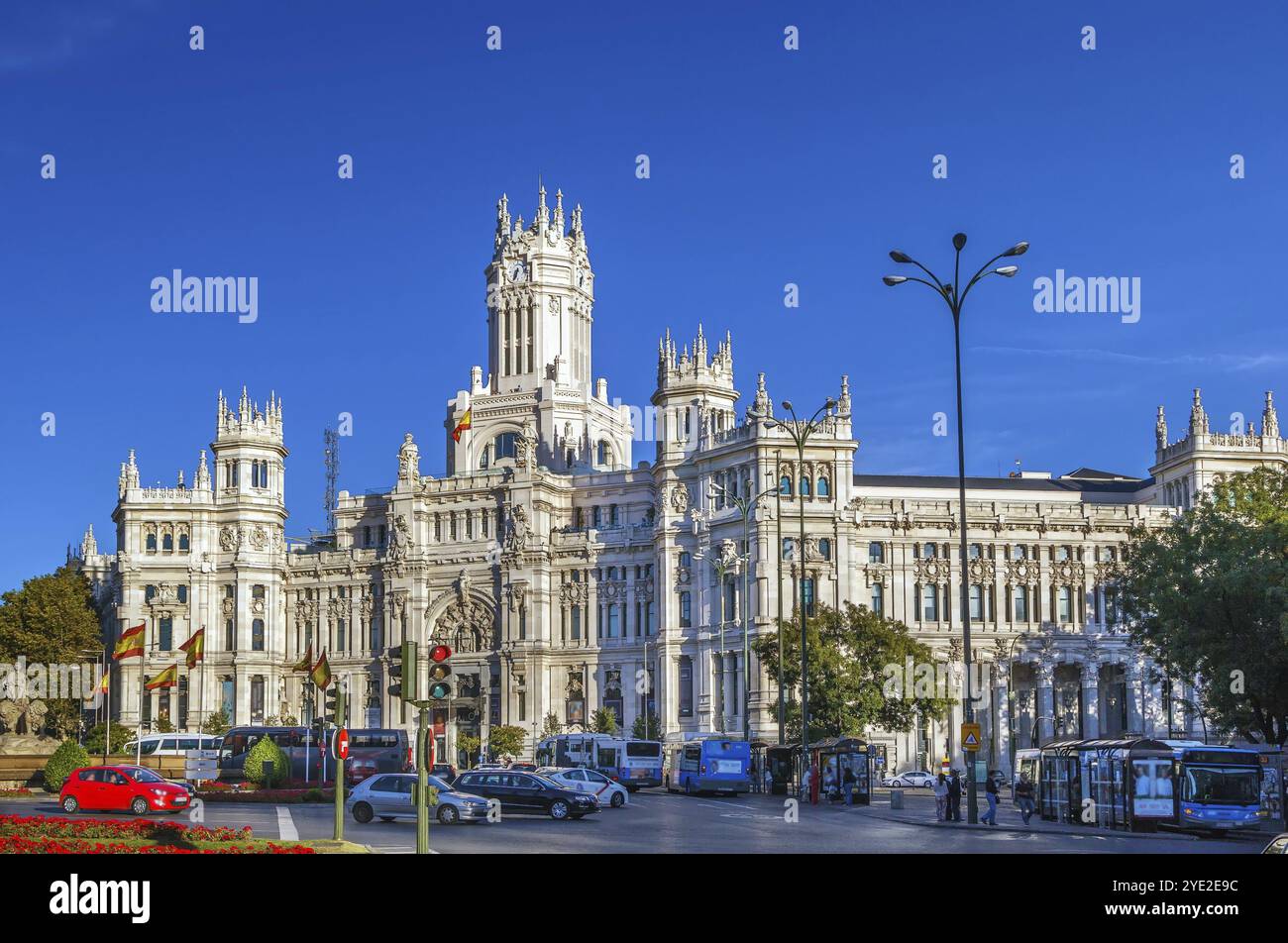 Cybele Palace, bis 2011 der Palast der Kommunikation, ist ein Palast auf der Plaza de Cibeles in Madrid, Spanien, Europa Stockfoto