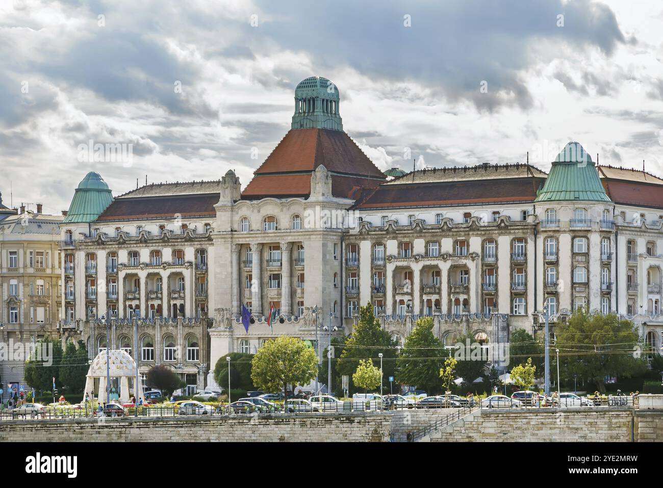 Gebäude des Hotels Gellert im Jugendstil, Budapest, Ungarn, Europa Stockfoto