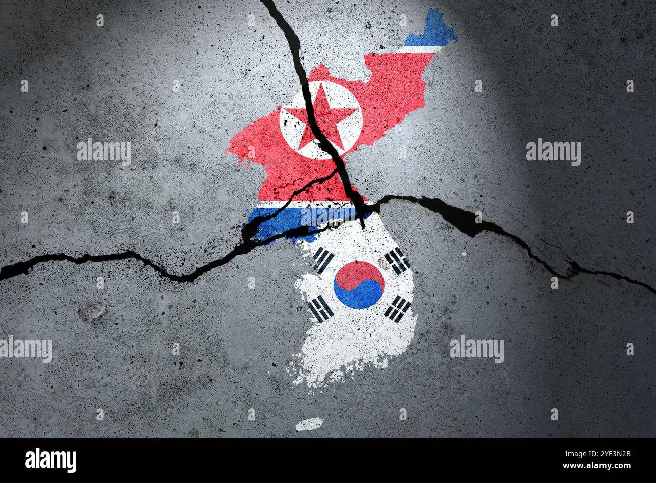 Flaggen von Nordkorea und Südkoreaner auf die Betonwand gemalt Stockfoto