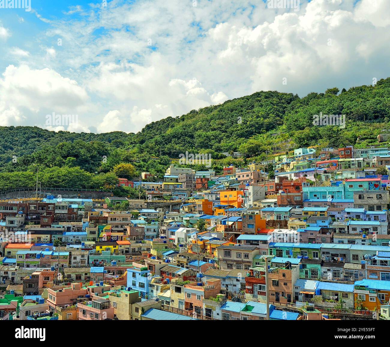 Gamcheon Culture Village (Koreanisch 감천문화마을) ist eine Stadt im südkoreanischen Stadtteil Gamcheon-dong im Bezirk Saha in Busan. Stockfoto