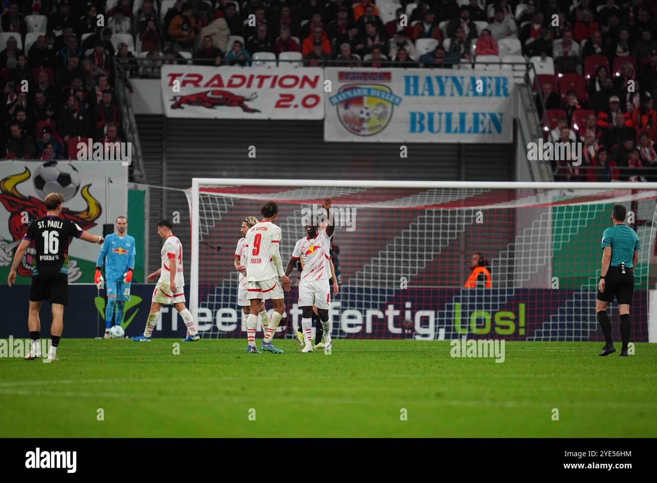 Red Bull Arena, Leipzig, Deutschland. Oktober 2024. RB Leipzig gegen den FC St. Pauli, in der Red Bull Arena, Leipzig, Deutschland. Ulrik Pedersen/CSM/Alamy Live News Stockfoto