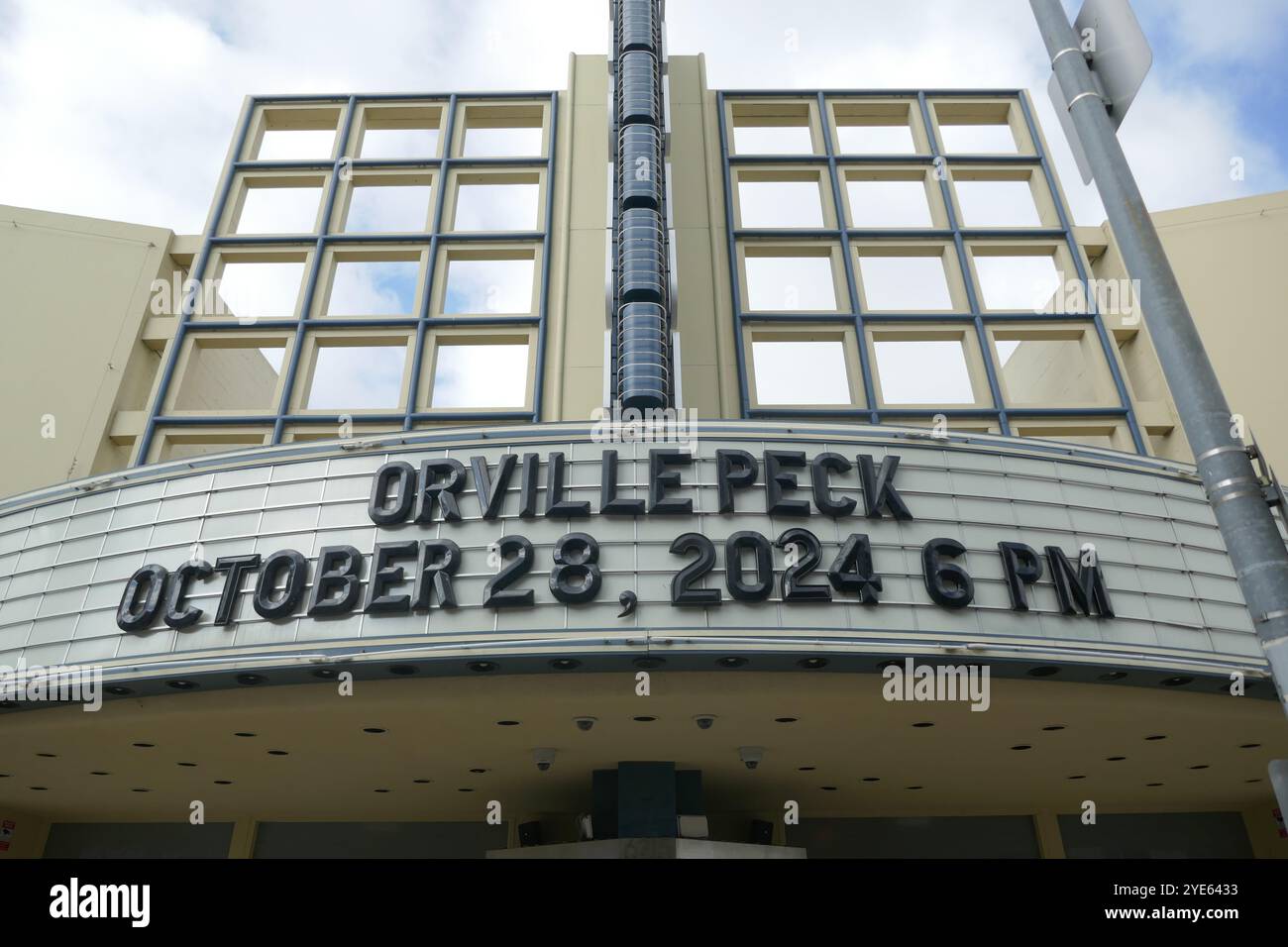 Oktober 2024 Singer Orville Peck Concert Marquee im Hollywood Palladium am 28. Oktober 2024 in Los Angeles, Kalifornien, USA. Das letzte Konzert auf der Stampede Tour und Nacht 2 in LA. Foto: Barry King/Alamy Stock Photo Stockfoto