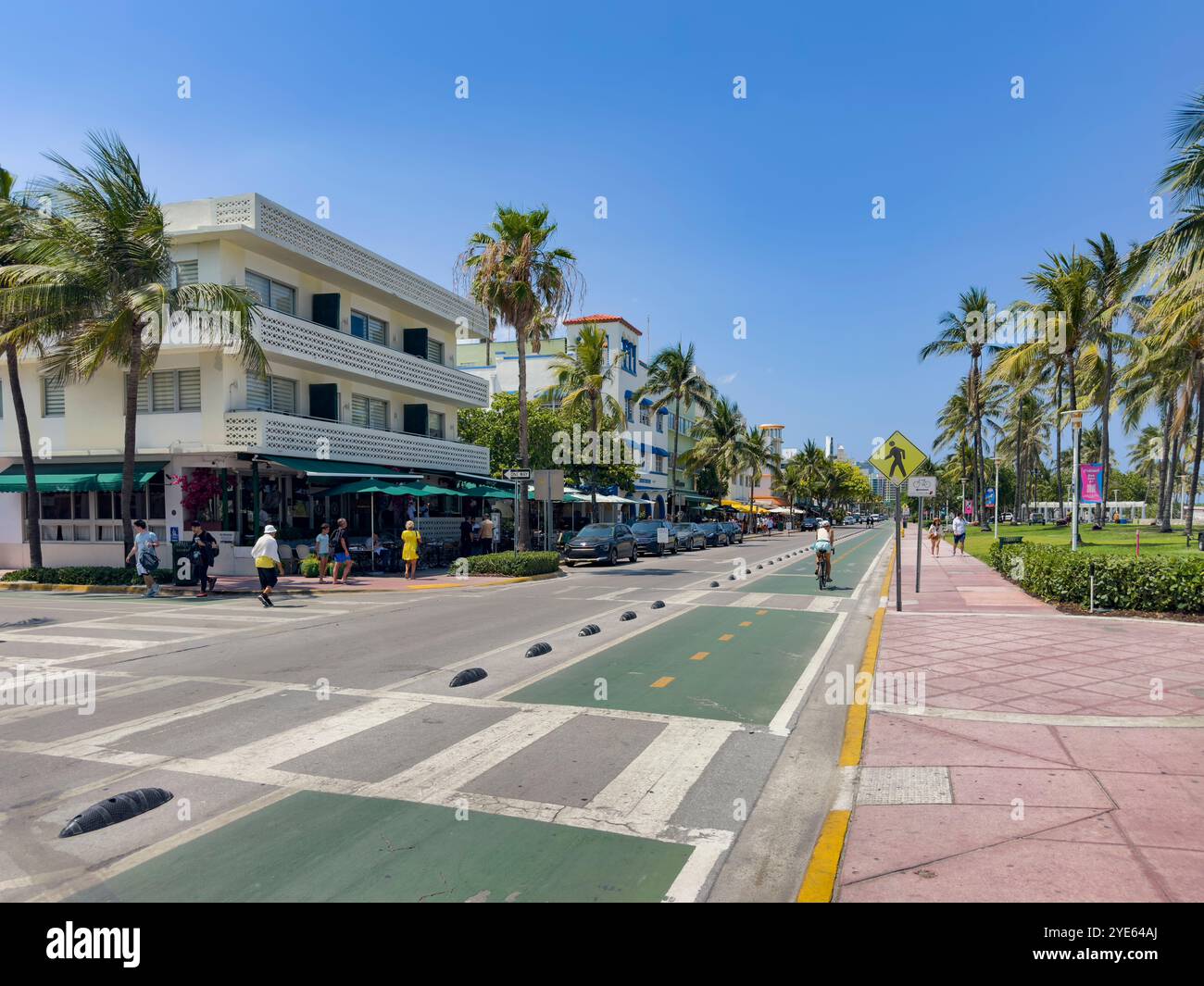 Ocean Drive, Miami Beach, Florida, USA - Smartphone-aufgenommenes Stockfoto